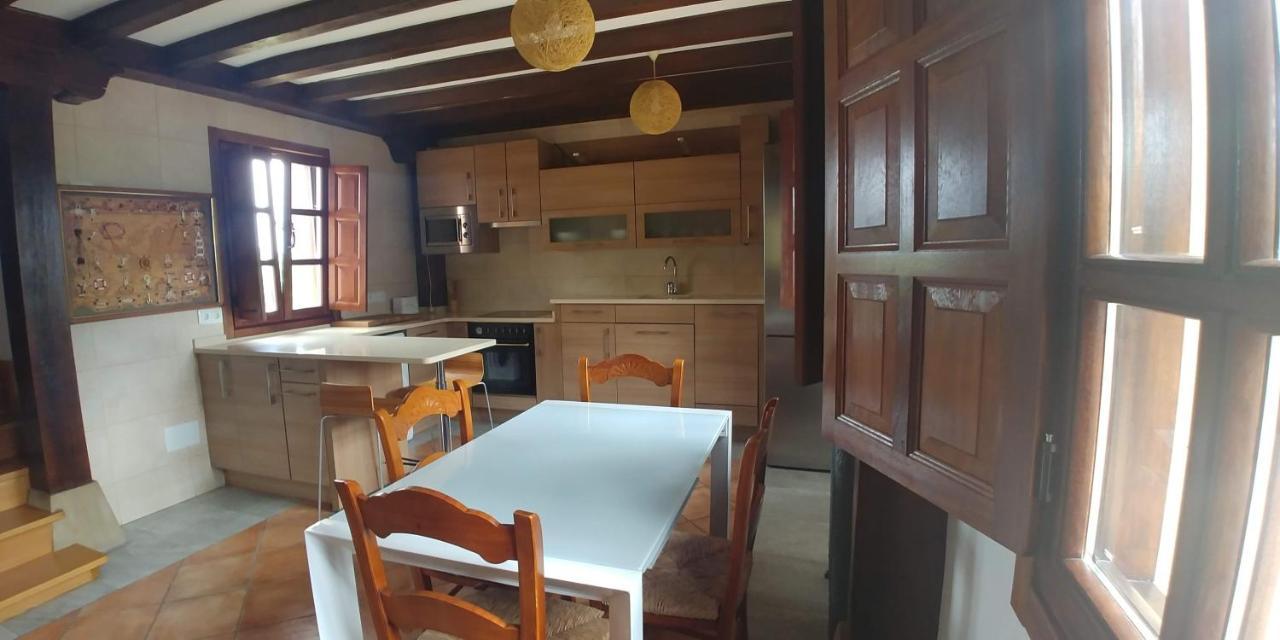 Posada El Pozo Castañedo エクステリア 写真