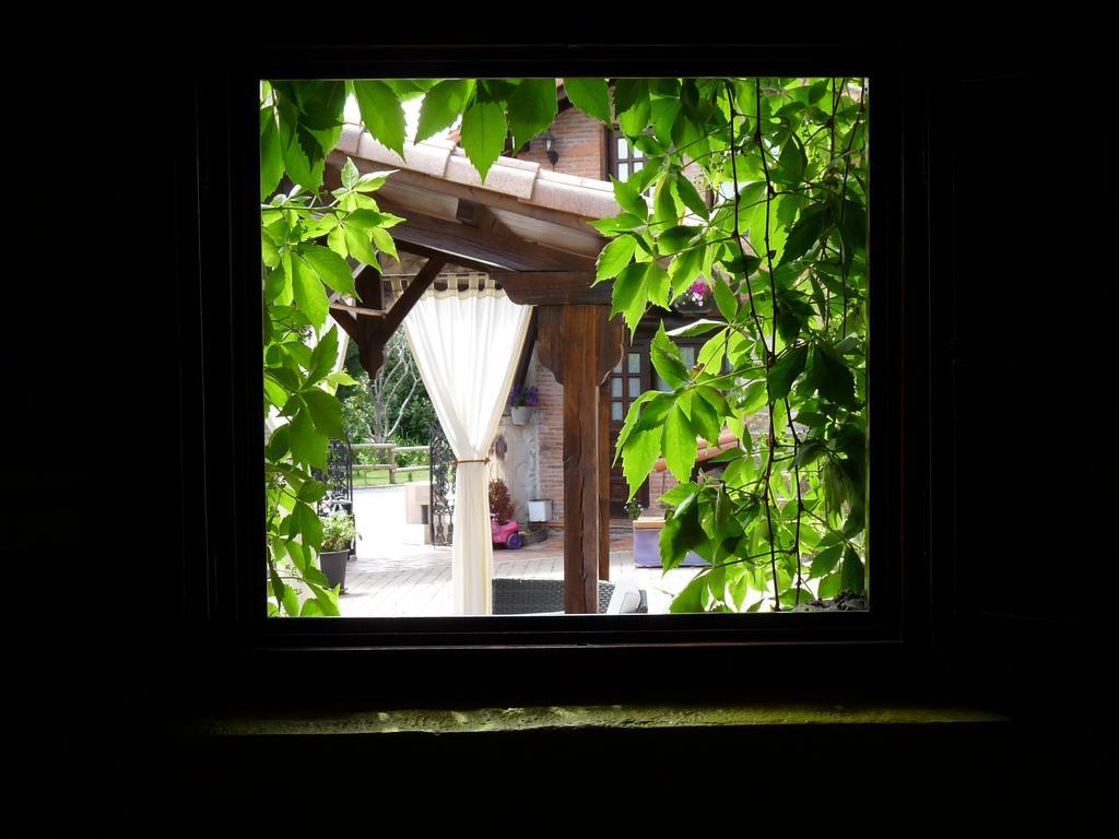 Posada El Pozo Castañedo エクステリア 写真