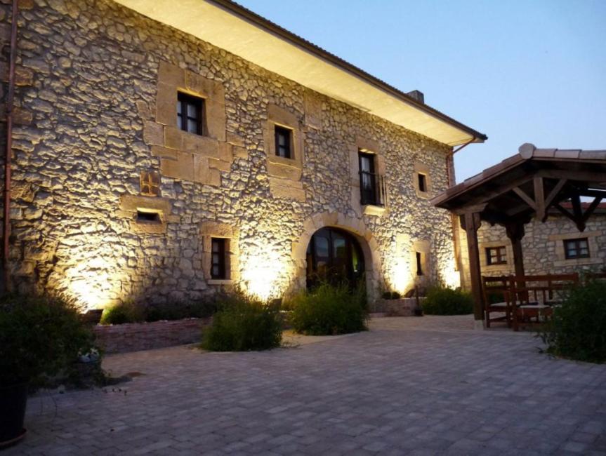 Posada El Pozo Castañedo エクステリア 写真